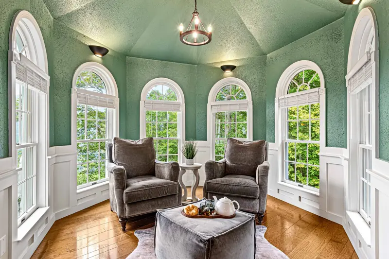 Master suite reading nook