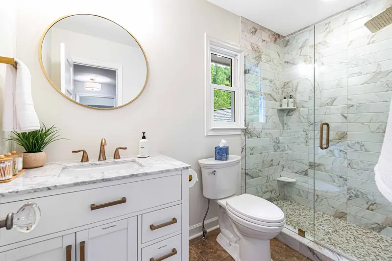 Upper-level bath